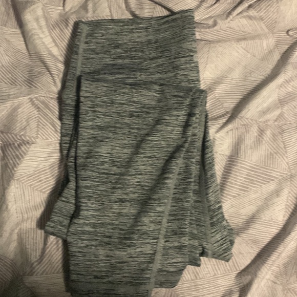 ECHT size large. - Picture 3 of 3